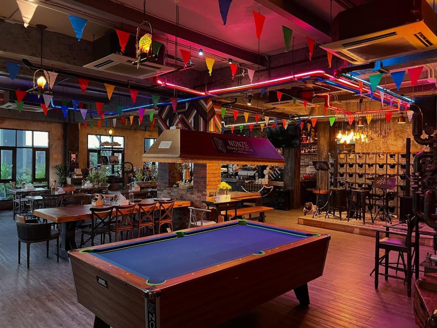 Nonze Hostel Pattaya Eksteriør billede