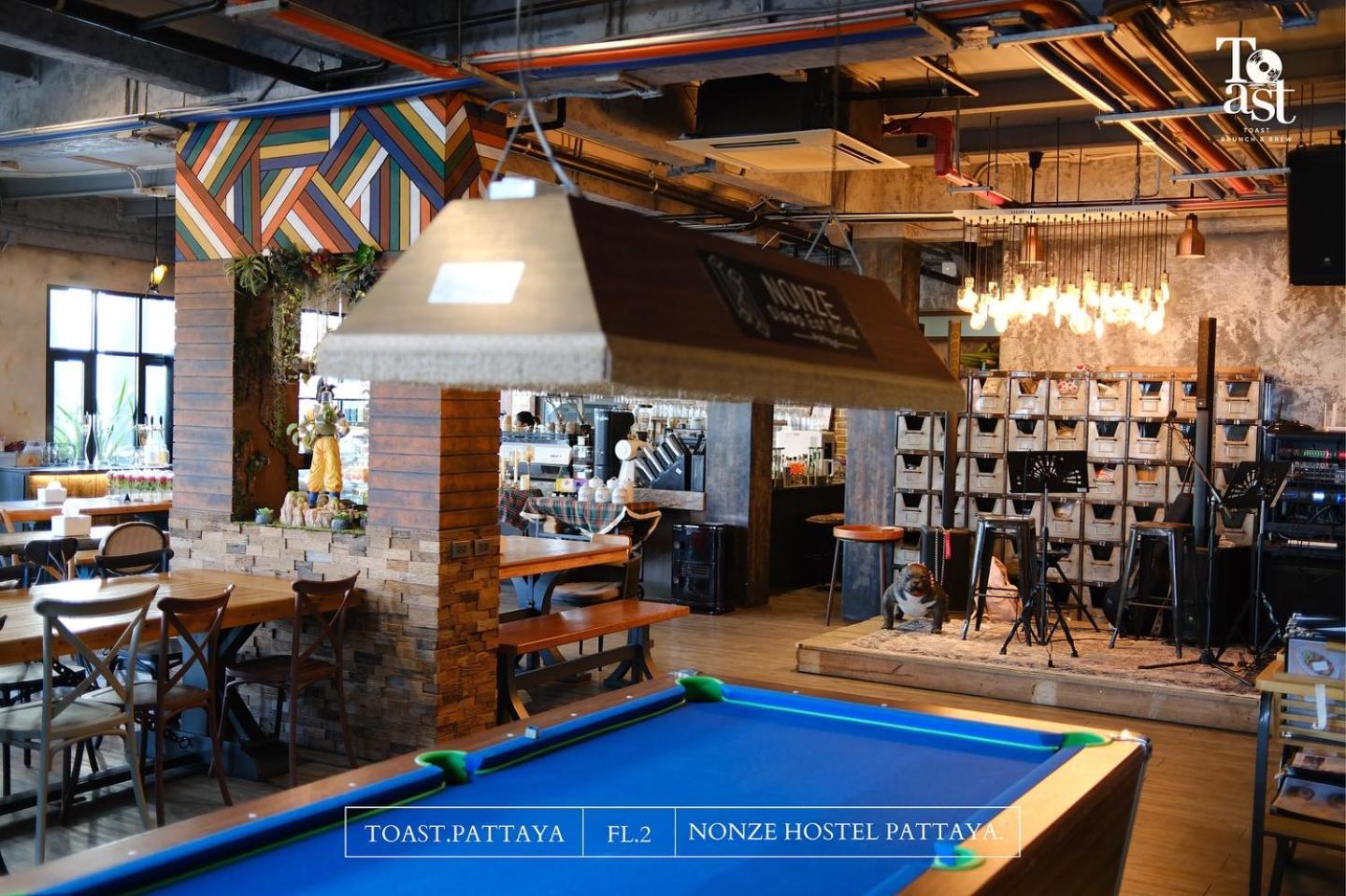 Nonze Hostel Pattaya Eksteriør billede