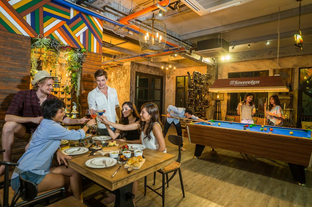 Nonze Hostel Pattaya Eksteriør billede